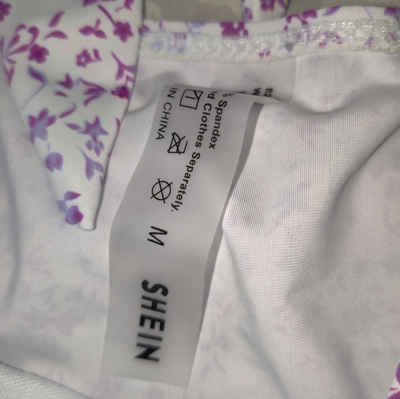 Floral medium bikini - Picture 2 of 3